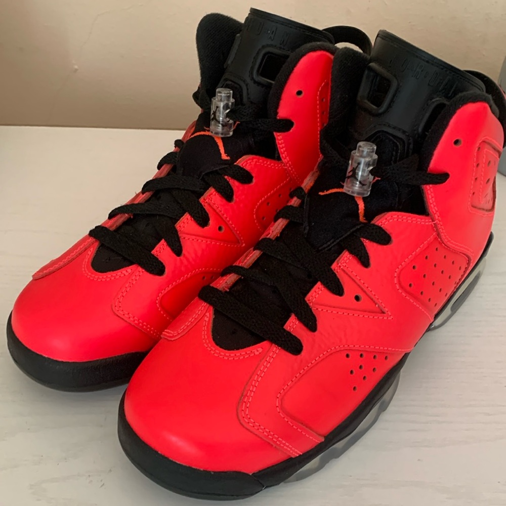 Woman’s size 6.5Y Jordan 6 Retro BG 'Infrared 23'